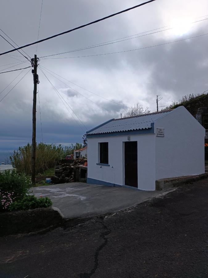 Alojamento Local M&I Lajes das Flores Esterno foto